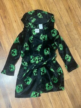 Minecraft creeper Robe